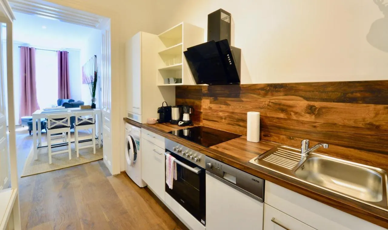 Charming Studio in Servitenviertel II Vienna Appartamento